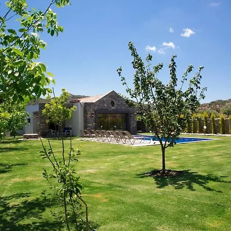 Villa Bd-409 Ortakent 4 Ozel Havuzlu